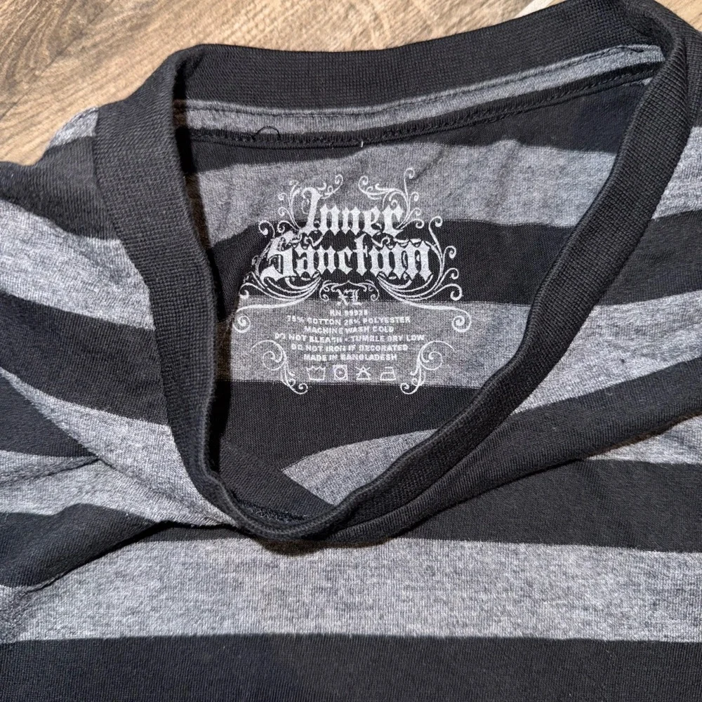 Inner sanction adult men’s extra large striped tee shirt - Picture 2 of 2